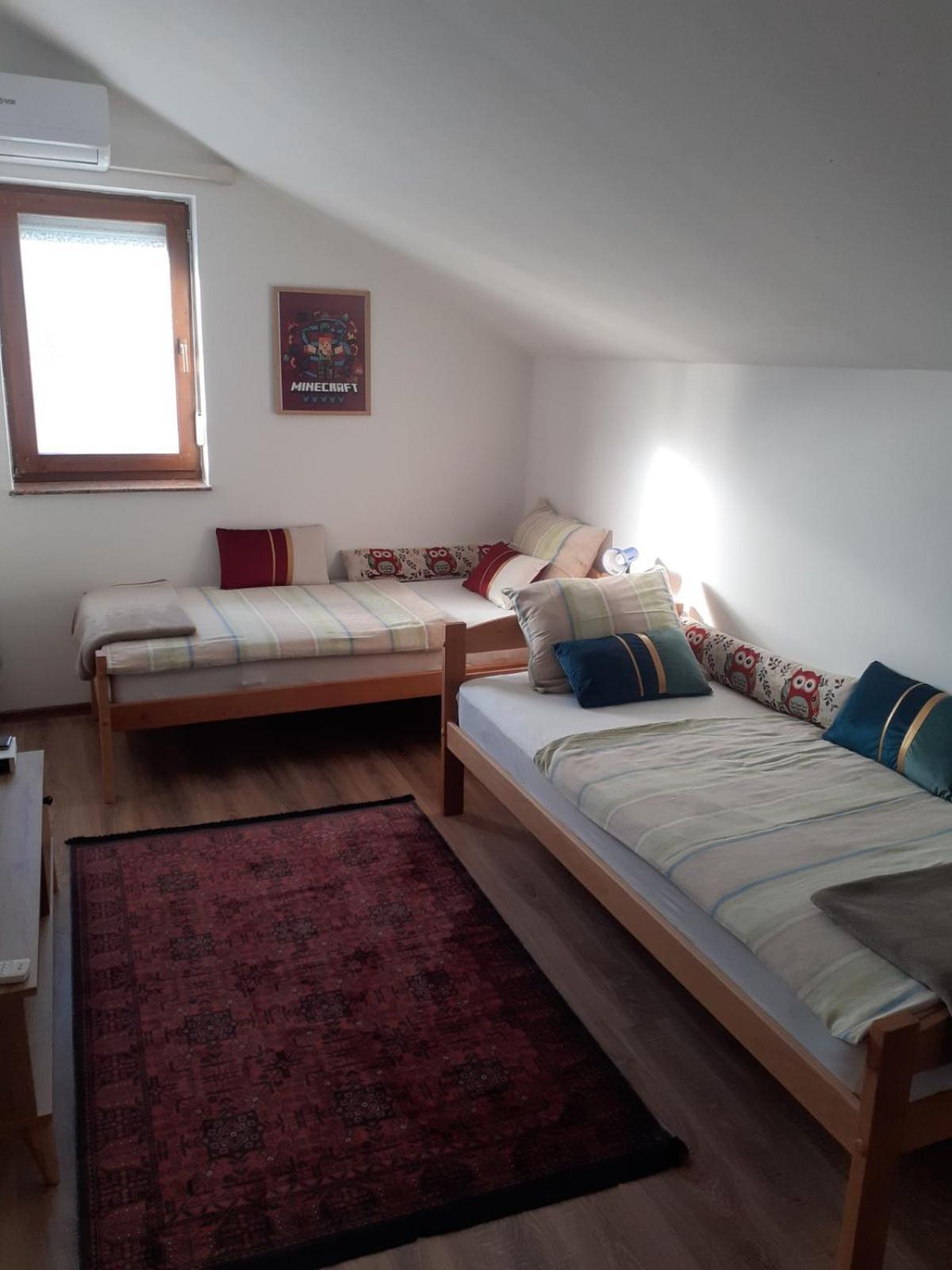 Home Away From Home Ilidža Esterno foto