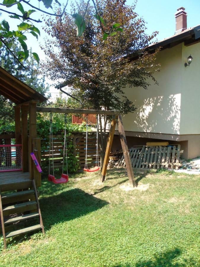 Home Away From Home Ilidža Esterno foto